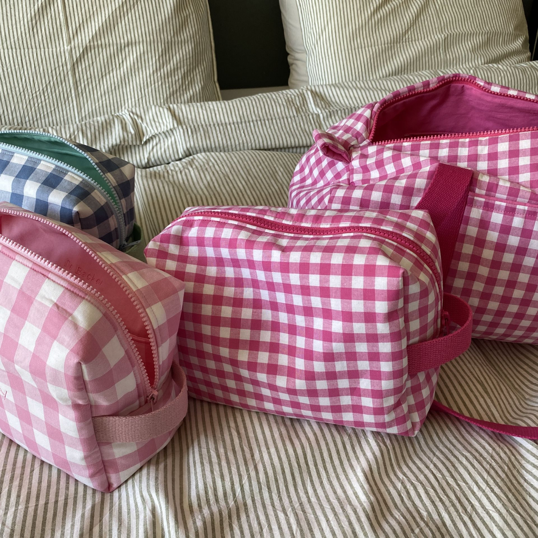 grande trousses de toilettes et sac polochon mini vichy et uni
